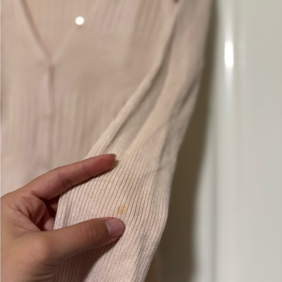 L'AGENCE Soft Beige Cardigan Sweater - Picture 5 of 7